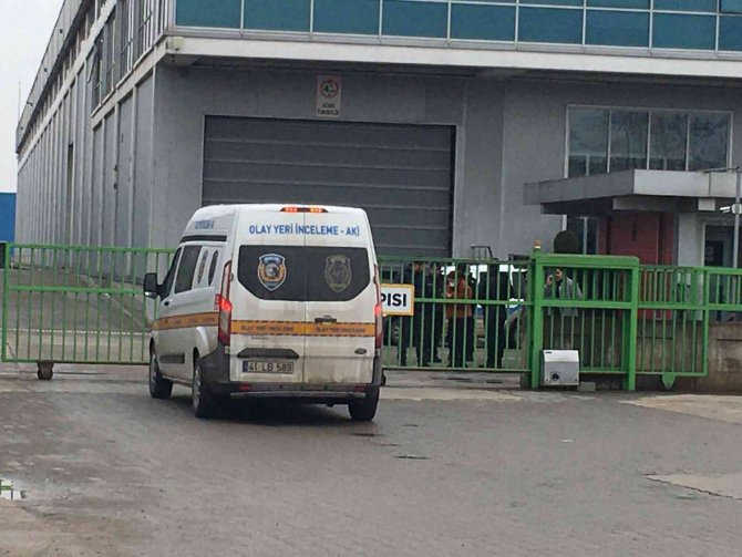 Makineye Sıkışan Fabrika İşçisi Hayatını Kaybetti