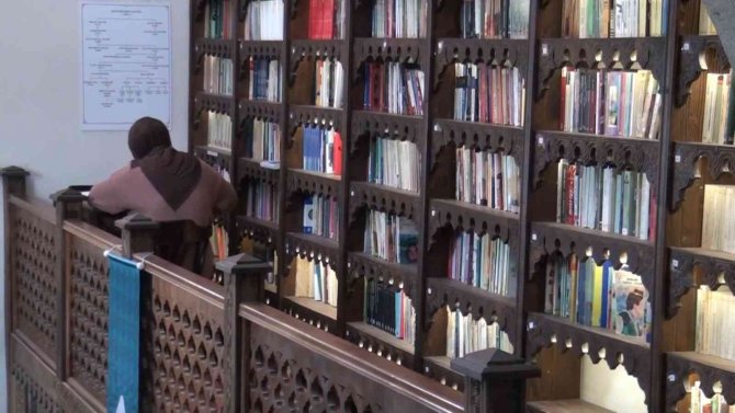 Kütahya’da 600 Yıllık Tekke Öğrenci Ve Araştırmacıların Merkezi Oldu