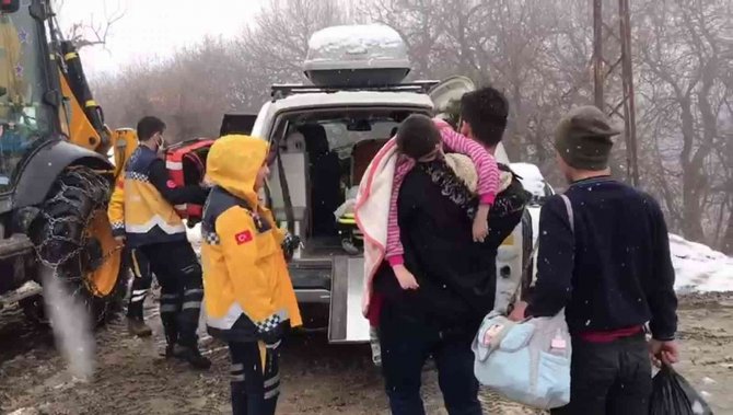 Ekipler, 12 Yaşındaki Engelli Çocuk İçin Seferber Oldu