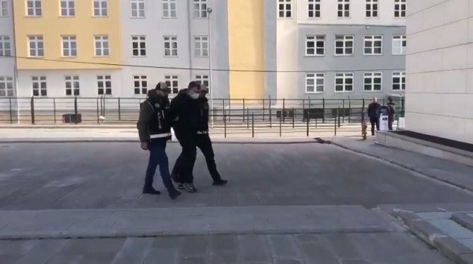 Tekirdağ’da Resmi Belgede Sahtecilik Operasyonu