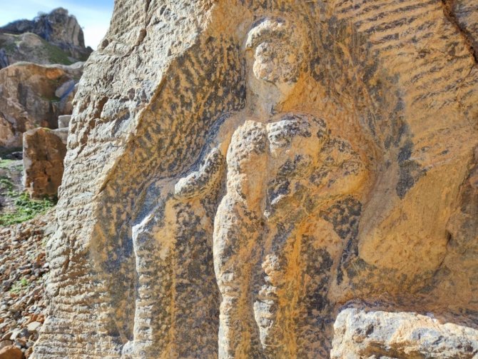 İ̇znik’te 2000 Yıllık Herkül Kabartması Tahrip Edildi