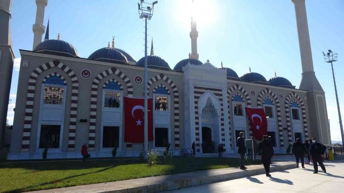 Diyanet İ̇şleri Başkanı Erbaş, “İ̇stiklal Marşı Baştan Sona Milletimiz İçin Yapılmış Bir Duadır”