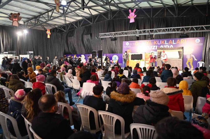 Dünya Kukla Festivali Tuzla’da Başladı