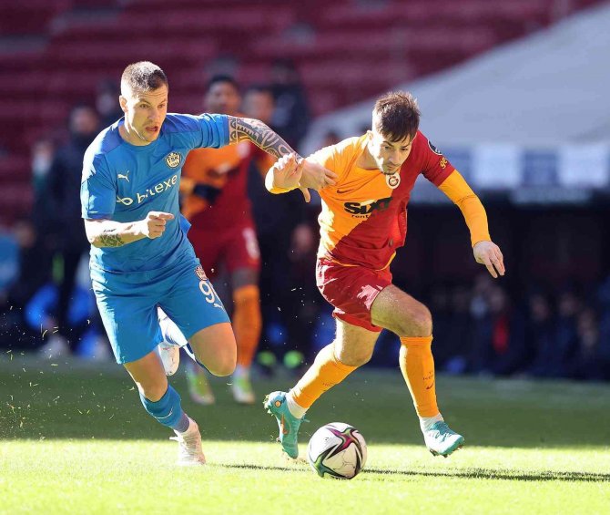 Galatasaray, Tuzlaspor’a 6-2 Mağlup Oldu