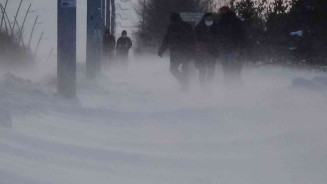 Kars’ta 24 Köy Yolu Ulaşıma Kapalı
