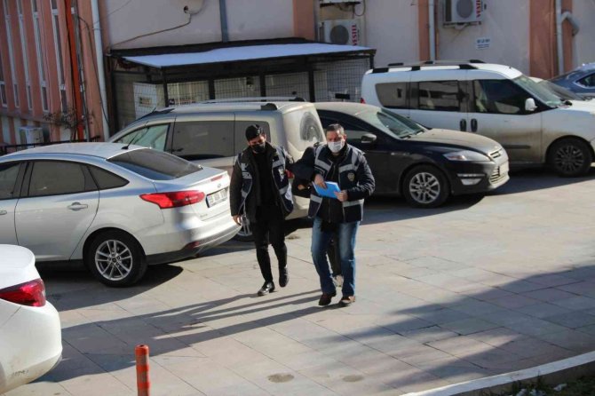 Malkara’da Çöp Konteynerlerinin Kapaklarını Çalan Bir Kişi Tutuklandı