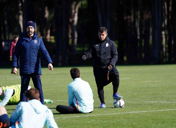 Emre Belözoğlu’ndan Hataya Yerinde Müdahale