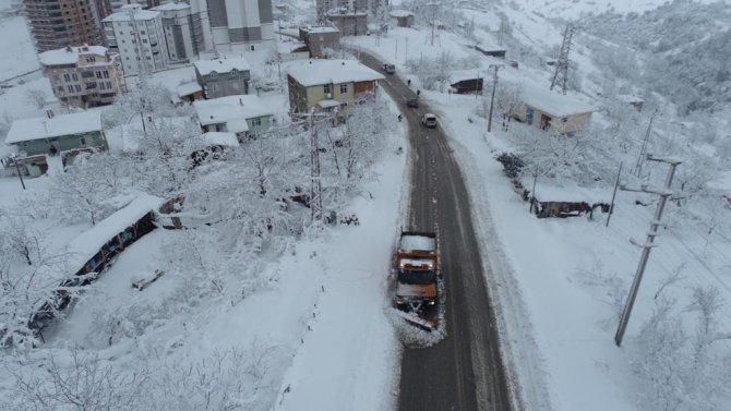 Karla Büyük Mücadele: 435 Mahalle Yolundan 427’si Açıldı
