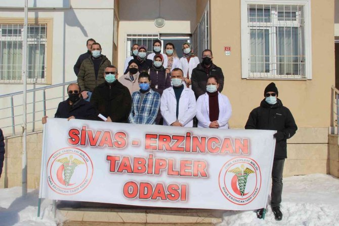 Sağlık Çalışanlarına Şiddet Bitmiyor, Bu Kez Sivas’ta Yaşandı