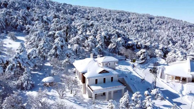 Eşsiz Kar Manzaraları Havadan Görüntülendi