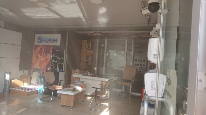 Yangında İş Yerine Ait Asma Kat Kullanılamaz Hale Geldi
