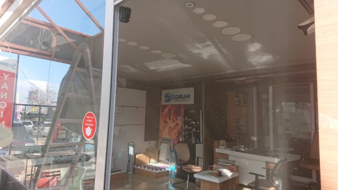 Yangında İş Yerine Ait Asma Kat Kullanılamaz Hale Geldi