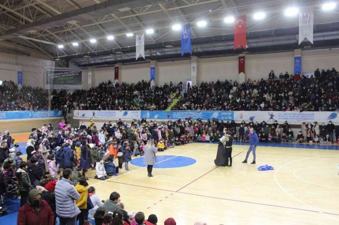 Çarşamba’da Çocuklar Doyasıya Eğlendi