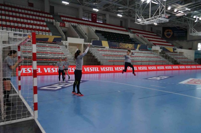Kastamonu Belediyespor, Şampiyonlar Ligi Karşılaşması İçin Hazırlıklarını Tamamladı