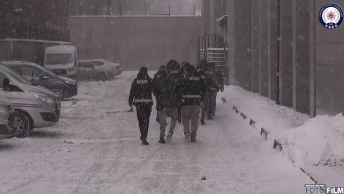 Erzurum Merkezli 3 İlde Sigara Kaçakçılığı Operasyonu