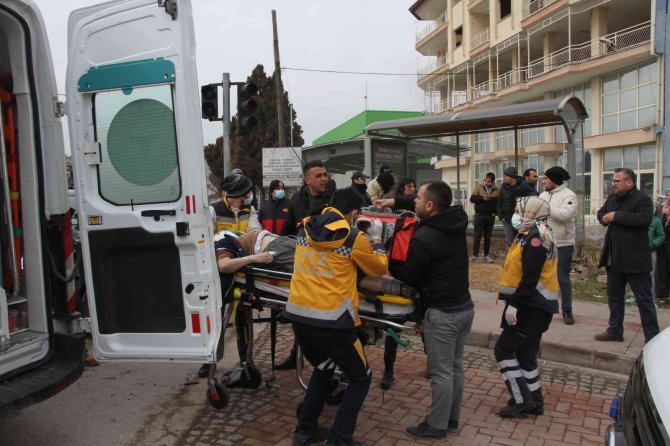 Kazada Ağır Yaralanan Kadın Yaşama Tutunamadı