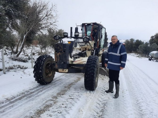 Karacabey Belediyesi Kar Sınavını Başarıyla Atlattı