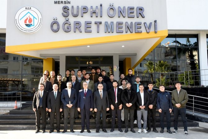 Vali Su, İ̇slami İ̇limler Fakültesi Ve İ̇lahiyat Fakültesi Öğrencileri İle Bir Araya Geldi