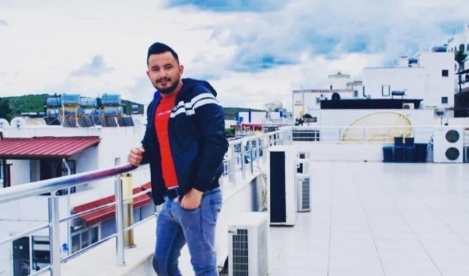 Evinde Tüfekle Vurulmuş Halde Ölü Bulundu