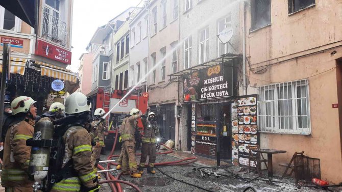 Ortaköy’de Feci Yangın: 1 Ölü