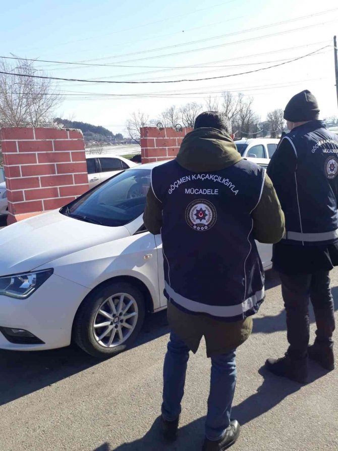 Ülkeye Kaçak Yollarla Girdiği Tespit Edilen 29 Kişi Yakalandı