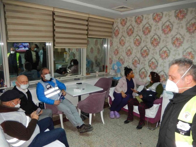 Samsun’da Doktorlardan ’Beyaz Nöbet’ Eylemi