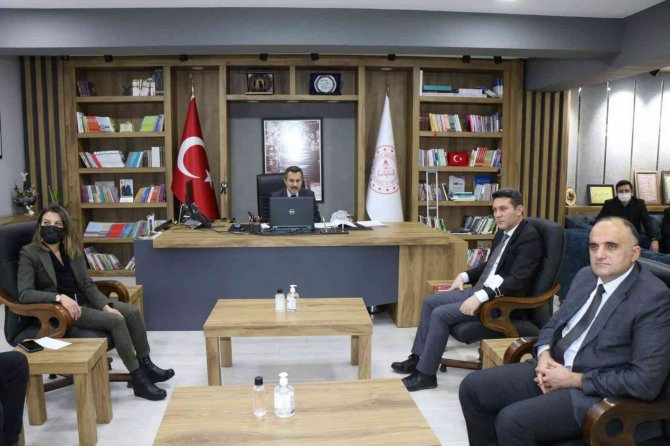 Sivas’ta Eğitimde İlk Dönem Değerlendirildi