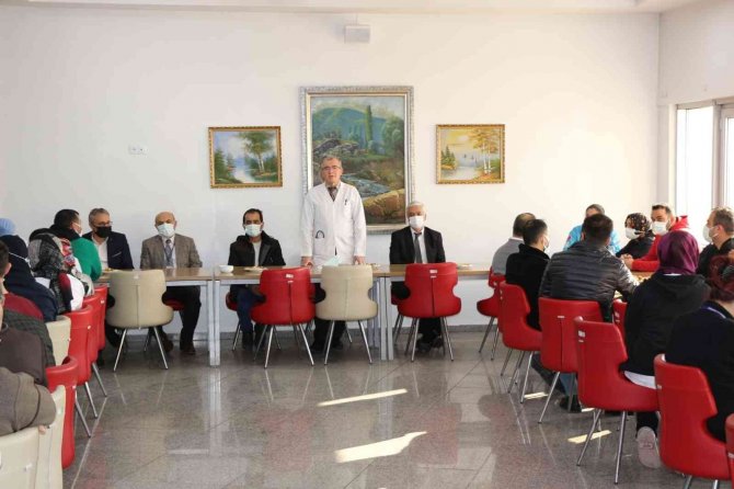 Tavşanlı’da Hastane Personeline Teşekkür Belgesi