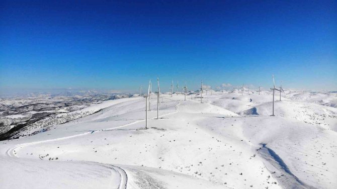 Türkiye’nin En Yüksek Rakımlı Res’in De Masalsı Görüntüler
