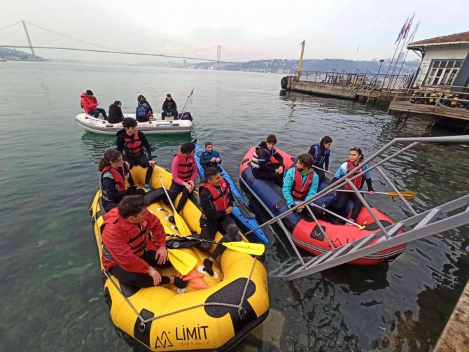 Üsküdar’da Boğazın Suları Nefes Aldı