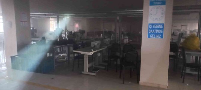 Gevaş’ta Yangın Maddi Zarara Yol Açtı