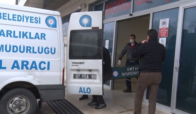 Antalya’da Kazılan Çukurdan Yola Çıkılarak Bulunan Şahsın Cenazesi Ailesine Teslim Edildi