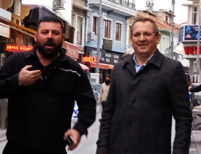 Ayvalık Belediye Başkanı Ergin Halkın Ve Esnafın Sorunlarını İlk Ağızdan Dinliyor