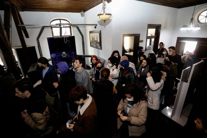 Nöbetçi Kitaphanelerde Sınav Yoğunluğu