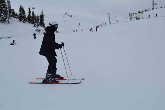 Çambaşı Kayak Merkezi’ne Yoğun İlgi