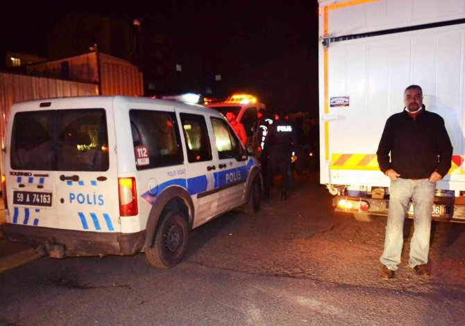 Çorlu’da Odun Almak İçin Çıktı, Köpeklerin Saldırısına Uğradı