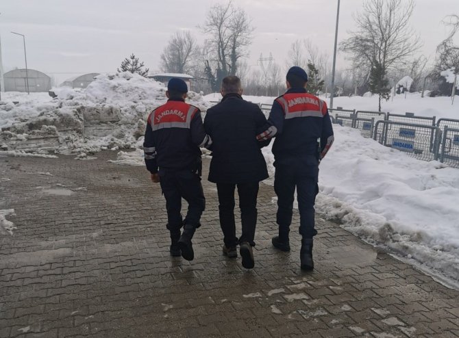 Fetö Üyesi Şüpheli Hareketlerde Bulununca Yakalandı