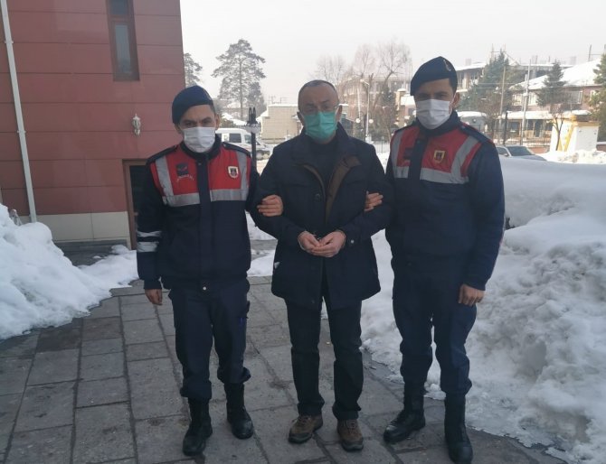 Fetö Üyesi Şüpheli Hareketlerde Bulununca Yakalandı