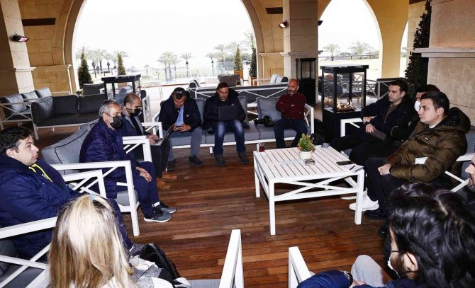 İ̇smail Kartal: "Savaşan Bir Takım Ruhunu Ortaya Koymak İçin Yoğunlaşıyorum"