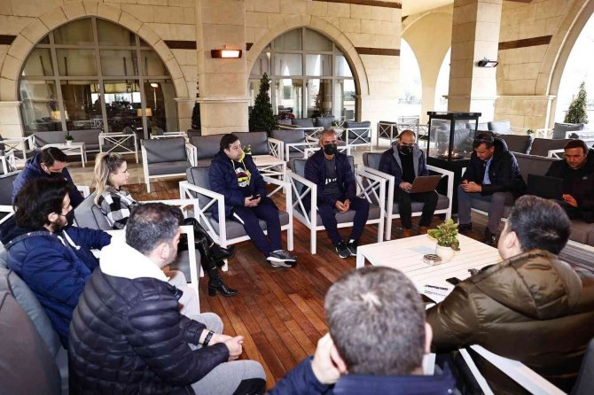 İ̇smail Kartal: "Savaşan Bir Takım Ruhunu Ortaya Koymak İçin Yoğunlaşıyorum"