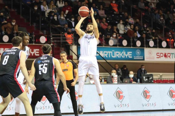 Ing Basketbol Süper Ligi: Gaziantep Basketbol: 82 - Beşiktaş: 77