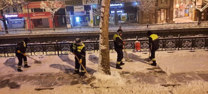 Başkan Vidinlioğlu, “Dünya’nın Çevresinde 7,5 Tur Attık”