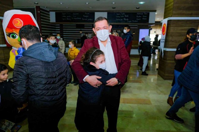 Kastamonu Belediyesi, Çocukları Sinemayla Buuşturdu