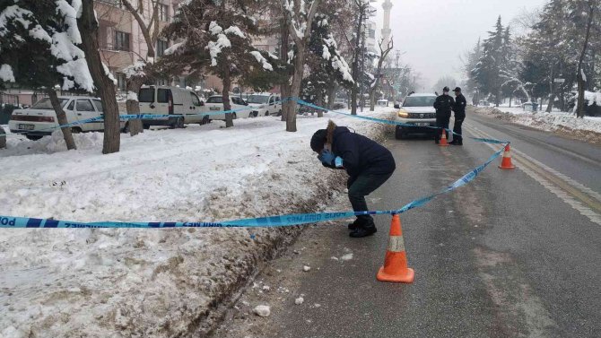 Aracın Çarptığı Yaya Otobüsle Hastaneye Yetiştirilmeye Çalışılırken Hayatını Kaybetti