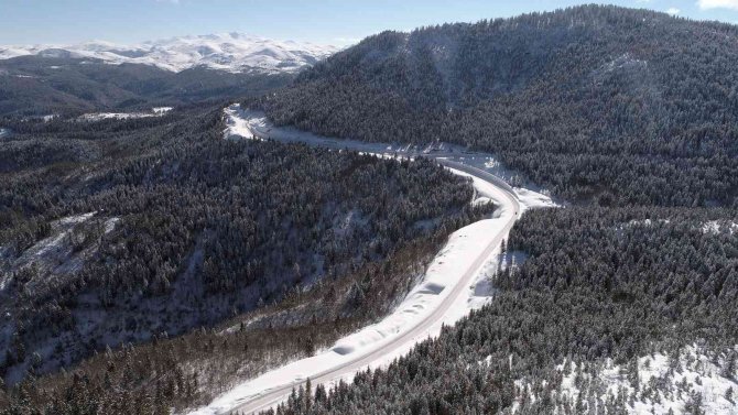 Karadeniz Yaylalarından Kar Manzaraları