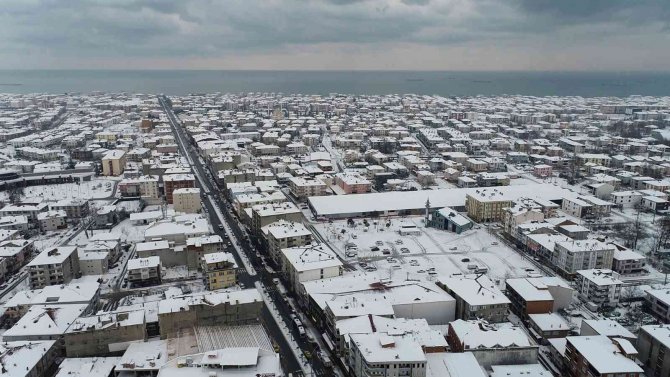 Kar Ve Denizin Buluşması Havadan Görüntülendi