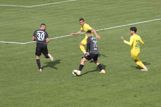 Tff 3. Lig: Osmaniyespor Fk: 1 - Nevşehir Belediyespor: 2