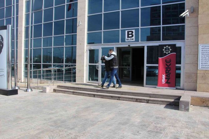 16 Bin 800 Hapla Yakalanan Şahıs, Tutuklandı