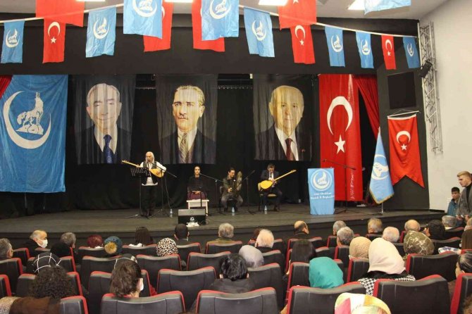 Kuzucu; “Z Kuşağı Yoktur, Umut Kuşağı Vardır”
