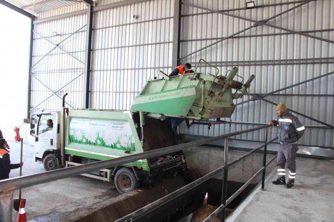 Manavgat Katı Atık Transfer Tesisi Faaliyete Başladı